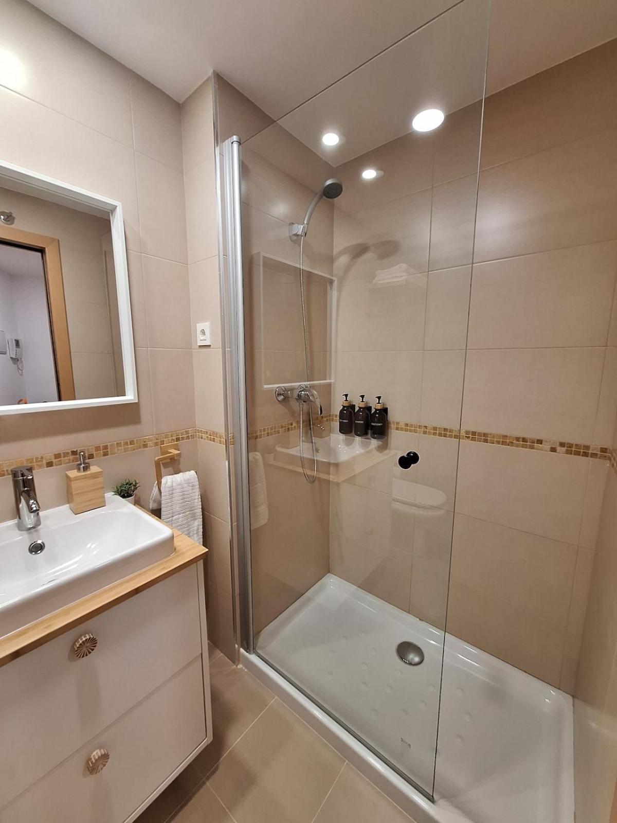 Escarrasuite Apartment *